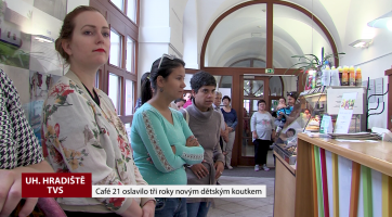 Cafe 21 oslavilo tři roky novým dětským koutkem