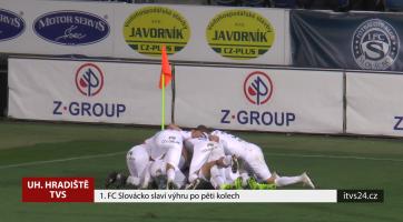 Fotbalisté Slovácka slaví po pěti kolech výhru