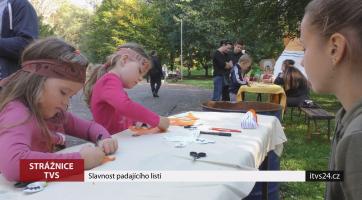 Slavnost padajícího listí vylákala do parku desítky lidí