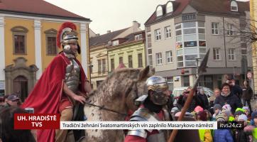 Tradiční žehnání Svatomartinských vín zaplnilo Masarykovo náměstí