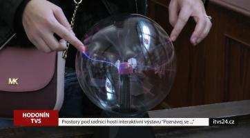 Prostory pod radnicí hostí interaktivní výstavu "Poznávej se..."