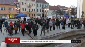 Na Masarykově náměstí proběhlo vzpomínkové setkání