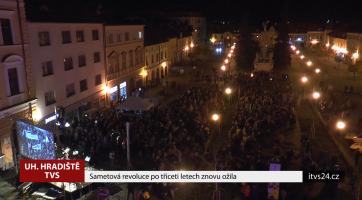 Sametová revoluce po třiceti letech znovu ožila