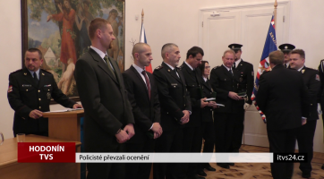 Policisté převzali ocenění