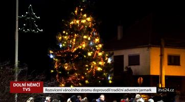 Rozsvícení vánočního stromu doprovodil tradiční adventní jarmark