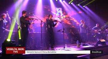Ve Veselí vystoupil Petr Bende s vánočním koncertem