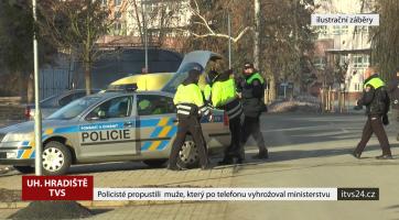 Policisté propustili muže, který po telefonu vyhrožoval ministerstvu
