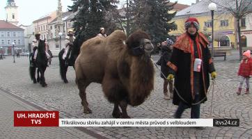 Tříkrálovou sbírku zahájil průvod s velbloudem