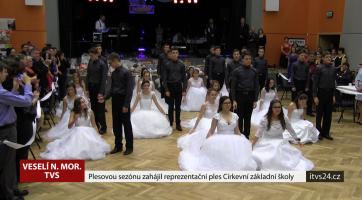 Plesovou sezonu zahájil reprezentační ples Církevní základní školy