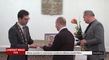 Město ocenilo in memoriam osobnost děkana Josefa Pelce