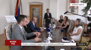 Peníze z veřejných sbírek budou předány postiženým