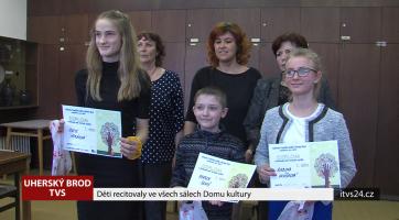 Děti recitovaly ve všech sálech Domu kultury