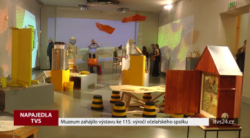 Muzeum zahájilo výstavu ke 115. výročí včelařského spolku