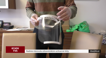 Radnice darovala zdravotníkům ochranné štíty
