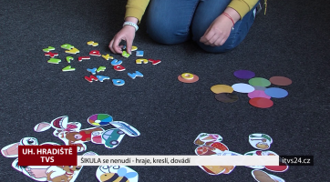 ŠIKULA se nenudí - hraje, kreslí, dovádí