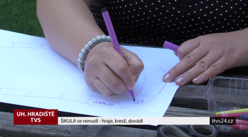 ŠIKULA se nenudí - hraje, kreslí, dovádí