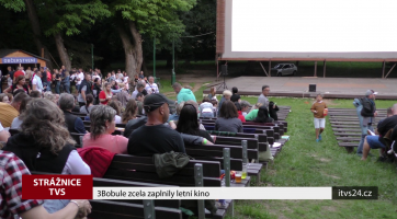 3Bobule zcela zaplnily letní kino