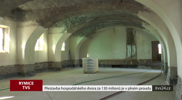 Přestavba hospodářského dvora je v plném proudu