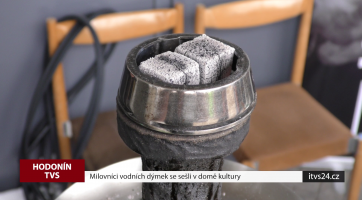 Milovníci vodních dýmek se sešli v domě kultury