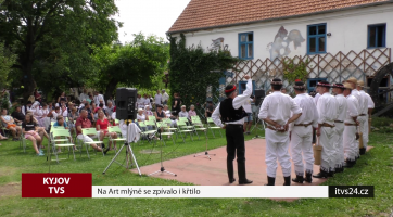 Na Art mlýně se zpívalo i křtilo