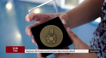 Hejtman Jiří Čunek ocenil čtrnáct dárců kostní dřeně