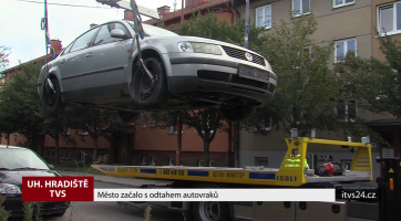 Město začalo s odtahem autovraků