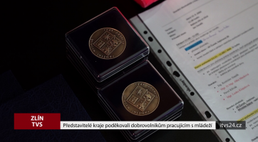 Představitelé kraje poděkovali dobrovolníkům pracujícím s mládeží