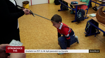 Druháčci ze ZŠ T.G.M. byli pasováni na čtenáře