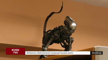 Knihovna v Bohuslavicích vystavuje kovové sochy