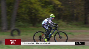 Cyklisté vyhlížejí cyklokrosové závody