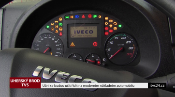 Učni se budou učit řídit na moderním nákladním automobilu