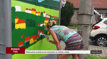 Malovaná autobusová zastávka ve středu světa