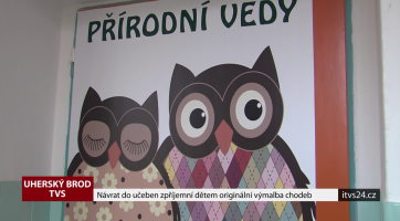 Návrat do učeben dětem zpříjemní originální výmalba chodeb