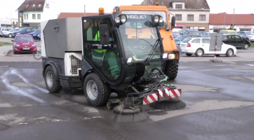 Začala bloková očista města