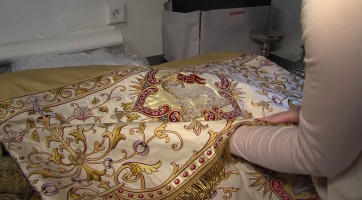 Výstava Lidové motivy v liturgickém textilu, zvyky, obyčeje a pověry