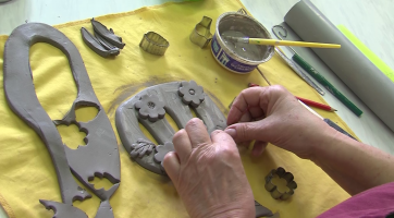 Vytvořte si rozkvetlý strom z keramické hlíny