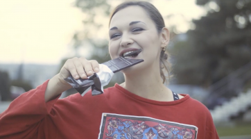 Novým seriálem provede Viki Hrazdílková