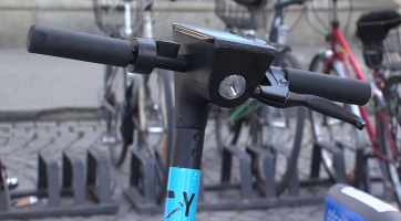 Po sdílených kolech mohou obyvatelé využívat i sdílené koloběžky