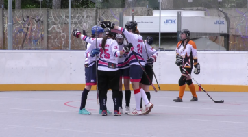 Hokejbalistky po restartu dál vítězí