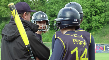 Softbalisté Snails odehráli o víkendu první zápasy