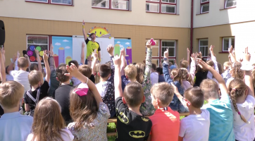 Z prvňáků se stali čtenáři