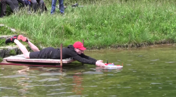 Závody lodních modelářů ovládli Veselané