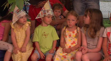 Čtené večerníčky přilákaly spoustu lidí