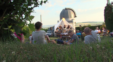 Slunovrat přivítala na hvězdárně skvělá muzika