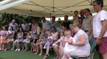 Město netradičně přivítalo nové občánky