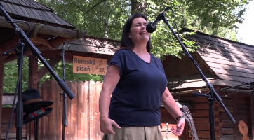 Rožnovský skanzen rozezněla Romská píseň