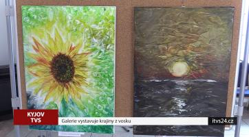 Výstava obrazů malovaných voskem je k vidění v Kyjově