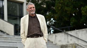 Zmrzlinový kornout v rukou Huby i srbského režiséra