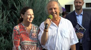 Václav Hudeček vyměnil housle za jiný nástroj