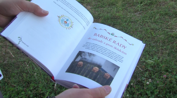 Ve skanzenu pokřtili knihu Babské rady